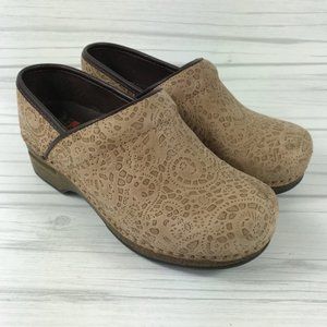 Dansko XP Tan Mosaic Print Clog Size 36